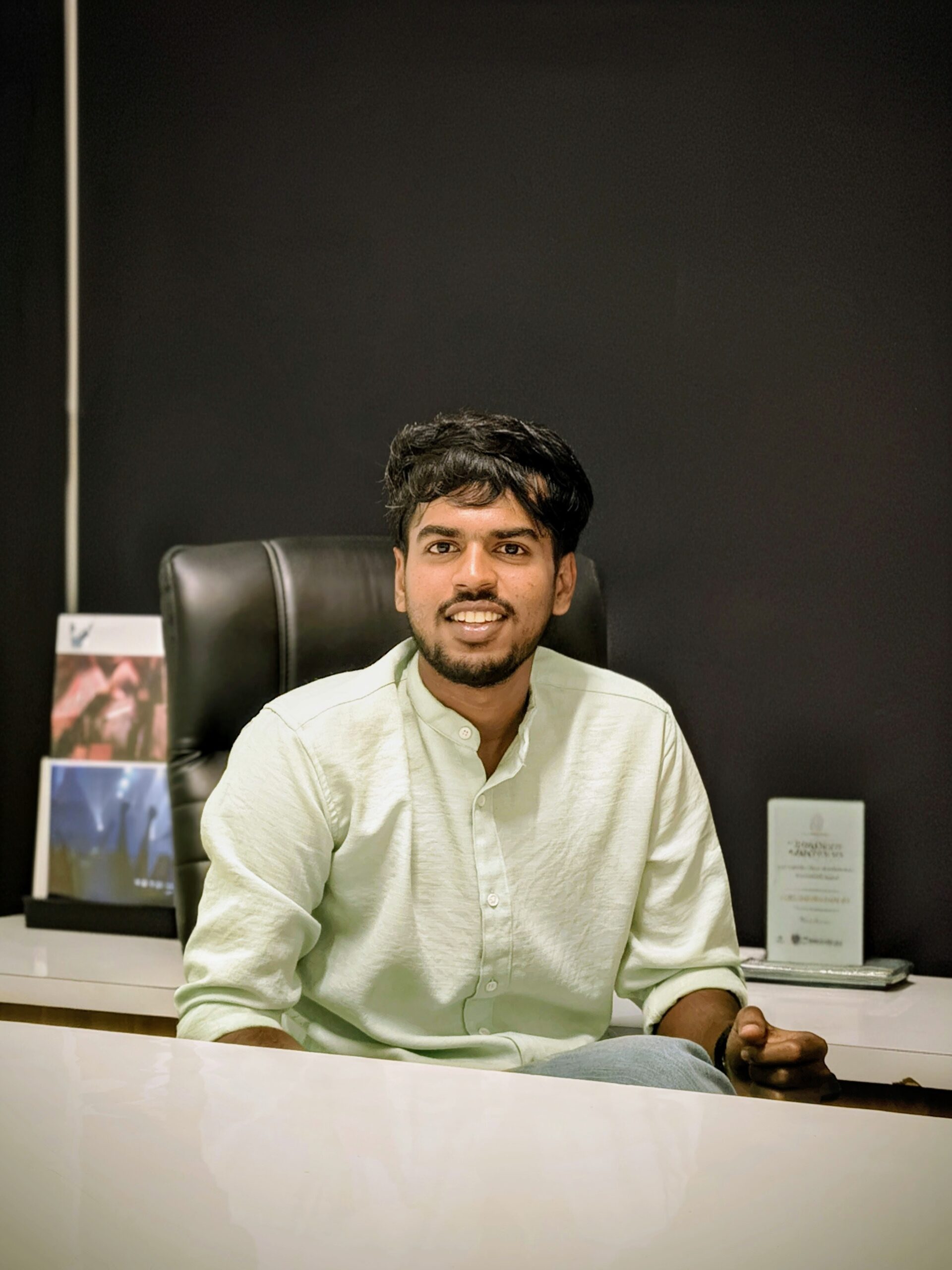 Adwaith kv